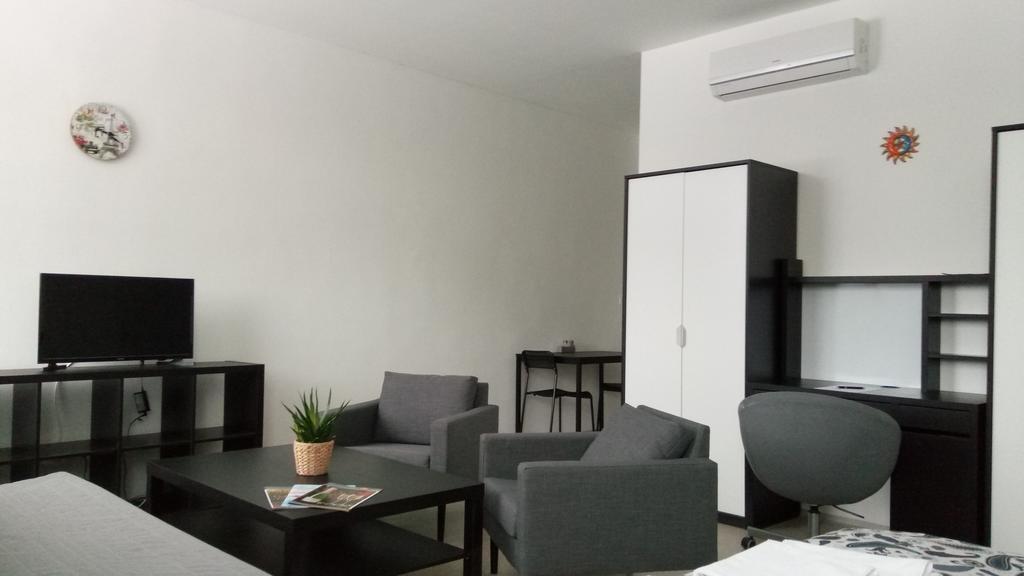 Mari Kiri Penzion Bratislava Buitenkant foto