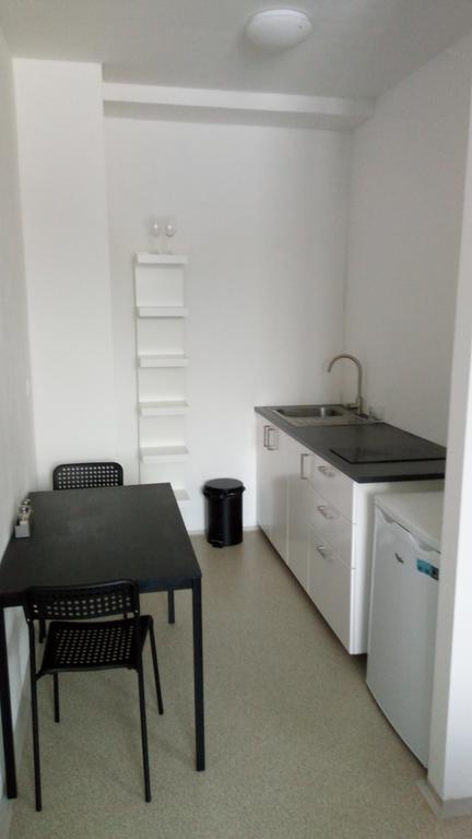 Mari Kiri Penzion Bratislava Buitenkant foto